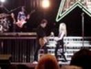 thumb_Avril_Lavigne_-_Toronto_TBDT_-_088