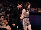 Taylor+Lautner+2011+People+Choice+Awards+Backstage+IDBpwKEyCWzl