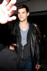 Taylor+Lautner+Taylor+Lautner+LAX+ip1SDVzbo0Tl