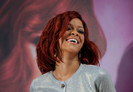 Rihanna+Rihanna+Launches+Reb+l+Fleur+Fragrance+IA84Gp0cUaTl