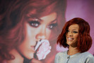Rihanna+Rihanna+Launches+Reb+l+Fleur+Fragrance+PR2PTi2_6Vdl