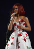 Rihanna+BRIT+Awards+2011+Show+e40-cAbv8MIl
