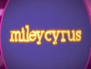 EXCLUSIVO- Miley Cyrus dança \'Rebolation\' para fãs brasileiros 010