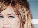 miley cyrus isn&#39;t your robot. 235