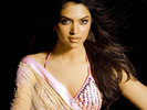 glaring-deepika[2]