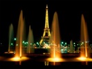 Eiffel_Tower_at_Nigh