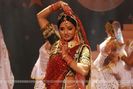 56407-ragini-dancing-on-the-dance-floor