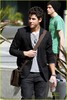 Nick-em-Los-Angeles-22-02-nick-jonas-19563781-817-1222