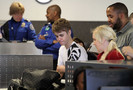 Justin+Bieber+Justin+Bieber+Catching+Flight+8QNB37GGBp-l