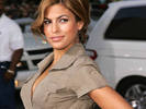 eva-mendes-los-otros-dos