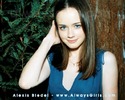 1157557991_1024x768_cute-girl-alexis-bledel-wallpaper