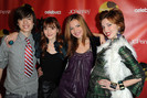 Bella+Thorne+JCPenney+Joy+Giving+Holiday+Event+Q9SVk0KQaypl