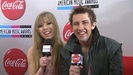2010 Red Carpet Interview (American Music Awards) 003