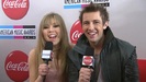 2010 Red Carpet Interview (American Music Awards) 005