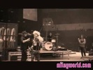 Halloween on the Wonder World Tour 411