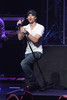 Enrique+Iglesias+KIIS+FM+Jingle+Ball+2010+tkUfZqhMlGjl