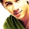 Nick-nick-jonas-16792489-100-100