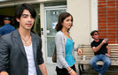 Joe+Jonas+Joe+Jonas+Camilla+Belle+Bon+Apetite+r_eUZ1rc7DIl