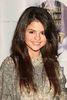 selenagomezfan_com-worldofmagic-oct152007_0003