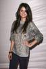 selenagomezfan_com-worldofmagic-oct152007_0006