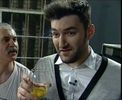 pavel-bartos-il-provoaca-pe-smiley-sa-bea-oua-de-prepelita-video_1_size1