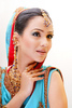 Pakistani-Bridal-with-Latest-Jewelry-and-Makeup-10