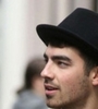 Joe+Jonas+Joe+Jonas+Starbucks+fMpEnahYd9-l_002