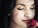 yo-woman-beautiful-Rose-wow_large