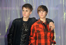 Justin+Bieber+Justin+Bieber+Unveils+Waxwork+S579cHLeIGtl