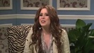 Miley Cyrus  as Justin Bieber  SNL 0732