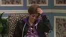 Miley Cyrus  as Justin Bieber  SNL 0829