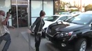 Miley Cyrus Screams At Paparazzi For Bumping Into Her Mom! 146