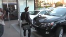 Miley Cyrus Screams At Paparazzi For Bumping Into Her Mom! 148