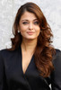 Aishwarya+Rai+Giorgio+Armani+Front+Row+Milan+4V-JZSrcMsnl