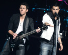 Jonas-2011-nick-jonas-20345484-600-496