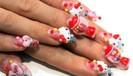 hello_kitty_nail_art