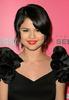Selena_Gomez_1261441539_0
