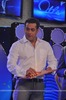 109921-salman-khan-honoured-the-extraordinary-achievers-at-ibn-7-bajaj