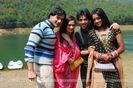 33160-alekh-sadhna-ranvir-and-ragini-in-their-honeymoon-trip