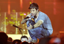 Enrique+Iglesias+Enrique+Iglesias+Performs+vGr-T5b5E-ol