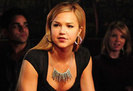 0912e_ariellekebbel_vampirediaries_290