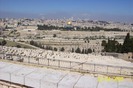 IERUSALIM vedere a colinei principale  cu moscheea aurita ..