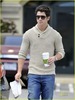 Nick-Jonas-Starbucks-Run-nick-jonas-20878233-925-1222