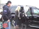 RARE VIDEO. MILEY CYRUS GETTING ON A HELICOPTER 029