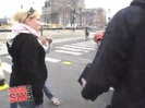 RARE VIDEO. MILEY CYRUS GETTING ON A HELICOPTER 050