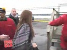 RARE VIDEO. MILEY CYRUS GETTING ON A HELICOPTER 074