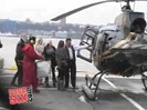 RARE VIDEO. MILEY CYRUS GETTING ON A HELICOPTER 117