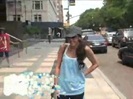 RARE VIDEO. MILEY CYRUS IN NEW YORK CITY 24