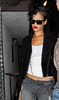 rihanna-cozy-4129-8