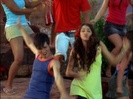 miley-cyrus_COM-highschoolmusical2-cameo-caps06